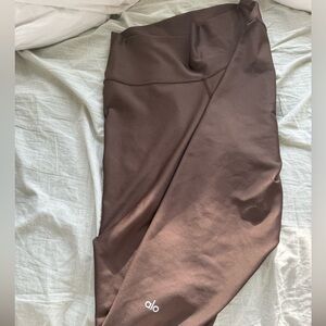 Alo Leggings
